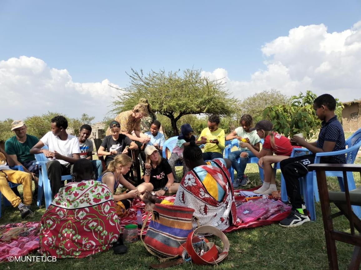 Semadep Safari Camp Panzió Sekenani Kültér fotó